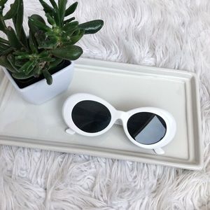 White Oval/Round Kurt Cobain style Sunglasses.